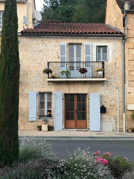 La Maison Du Puit Castels 外观 照片